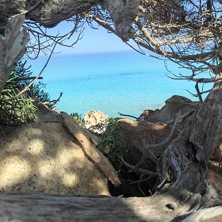 Casa Serenas, A 5 Minuti Dal Mare Con Parcheggio, Clima E Tutto Il Necessario Per La Tua In Relax * Castiadas