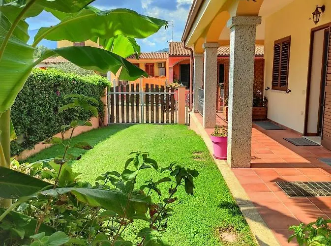 Casa Serenas, A 5 Minuti Dal Mare Con Parcheggio, Clima E Tutto Il Necessario Per La Tua In Relax Apartment Castiadas