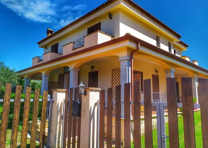 Apartment Casa Serenas, A 5 Minuti Dal Mare Con Parcheggio, Clima E Tutto Il Necessario Per La Tua In Relax Castiadas