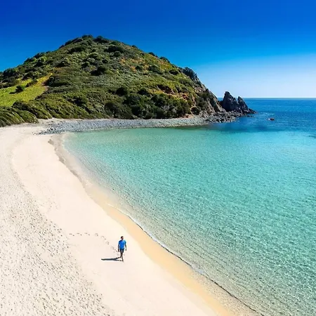 Casa Serenas, A 5 Minuti Dal Mare Con Parcheggio, Clima E Tutto Il Necessario Per La Tua In Relax