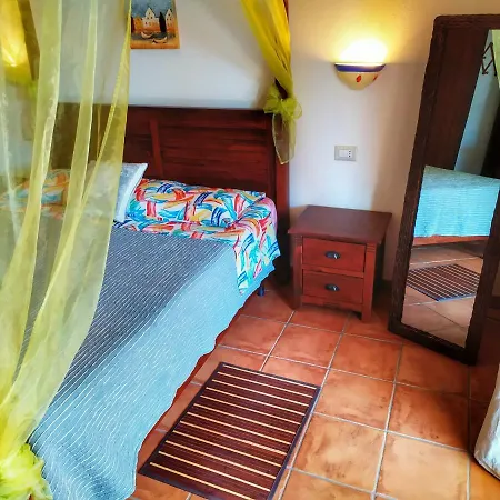 Casa Serenas, A 5 Minuti Dal Mare Con Parcheggio, Clima E Tutto Il Necessario Per La Tua In Relax Castiadas